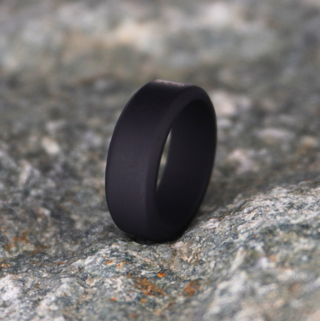 Why Rubber Wedding Rings Are Revolutionising the Modern Active Lifestyle