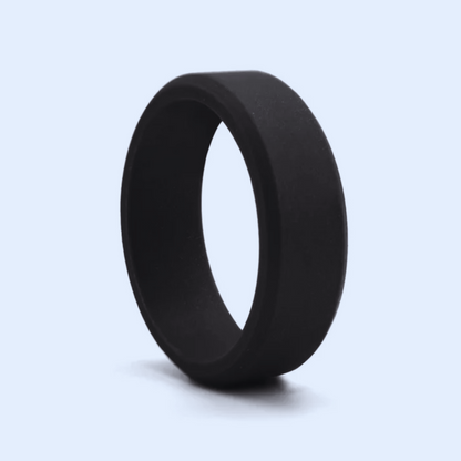 Close-up view of Forge & Lumber Black Bevelled Edge Silicone Ring